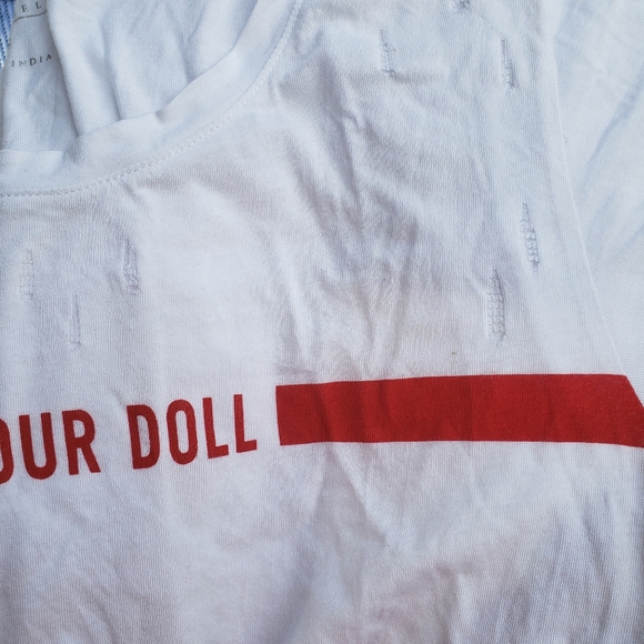 Guess distressed tee - Picture 4 of 4